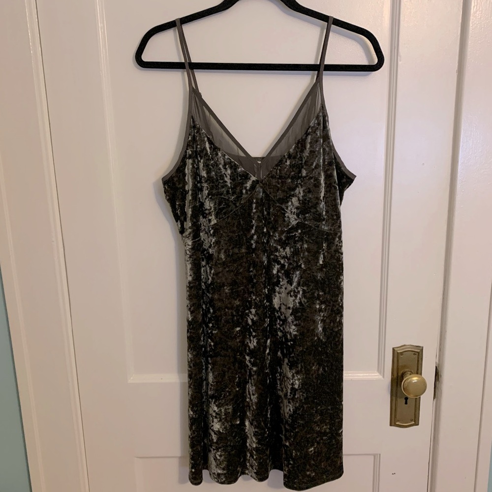 Xhilaration Velvet Slip Dress/Night dress/tank shirt, Womens Size Large